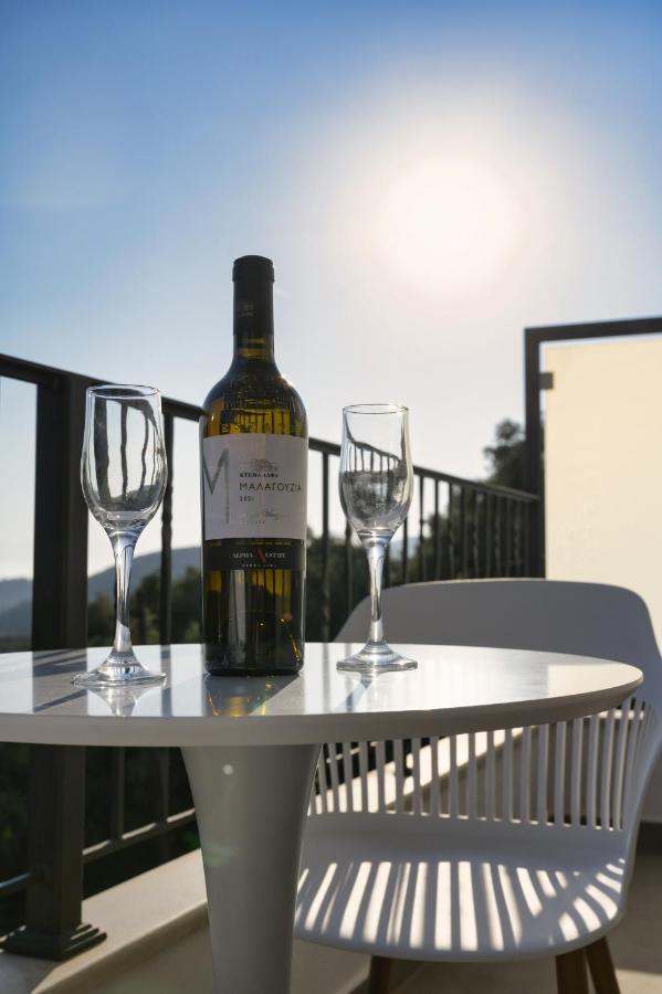 Suites Of Happiness Parga Buitenkant foto