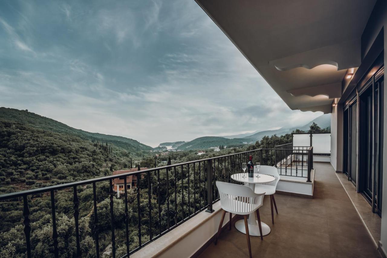 Suites Of Happiness Parga Buitenkant foto