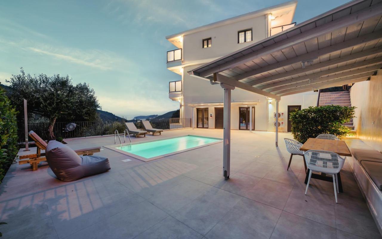 Suites Of Happiness Parga Buitenkant foto